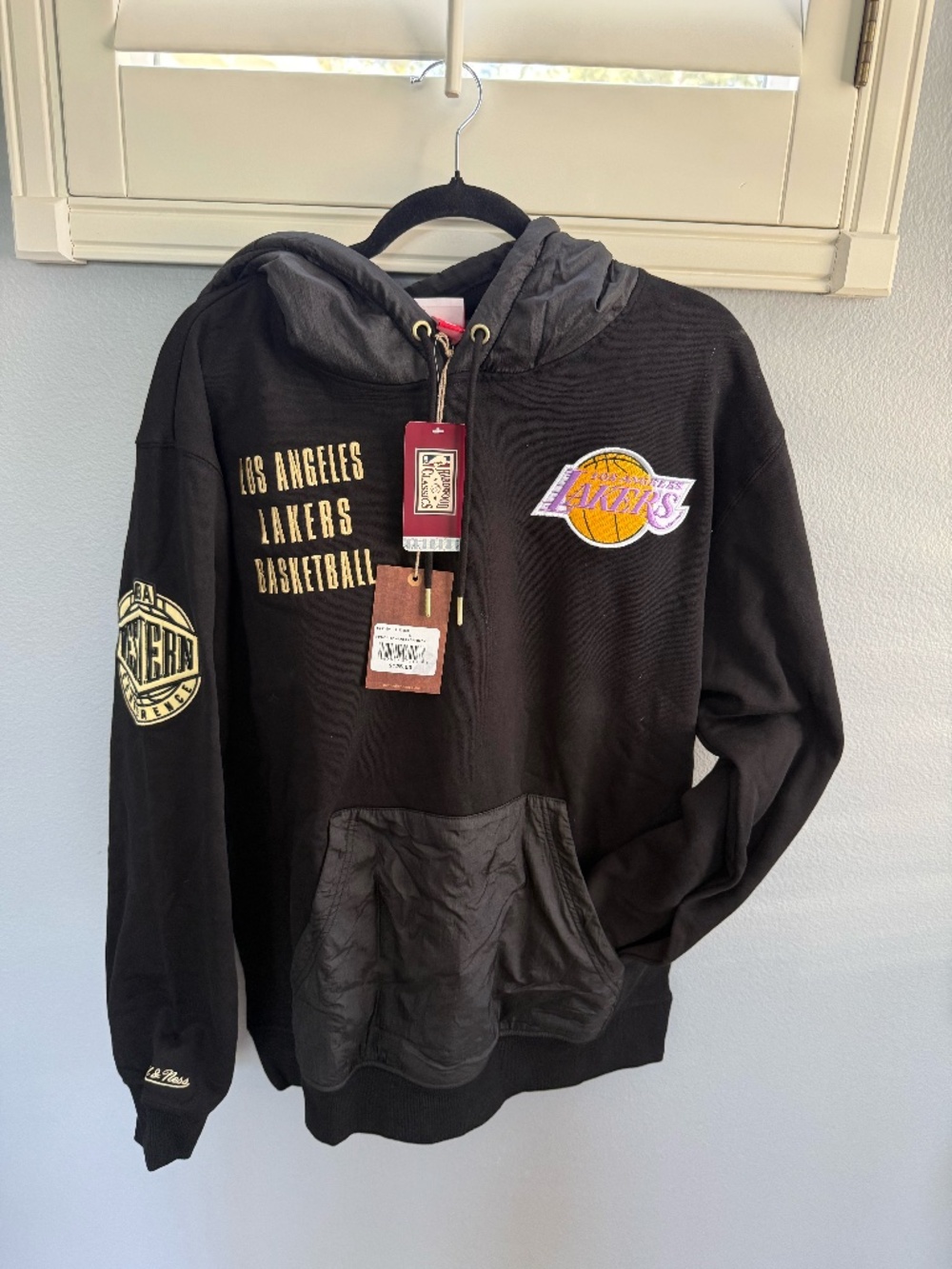 LAKERS Los Angeles Lakers Team OC 2.0 Vintage Logo Fleece Pullover Hoodie